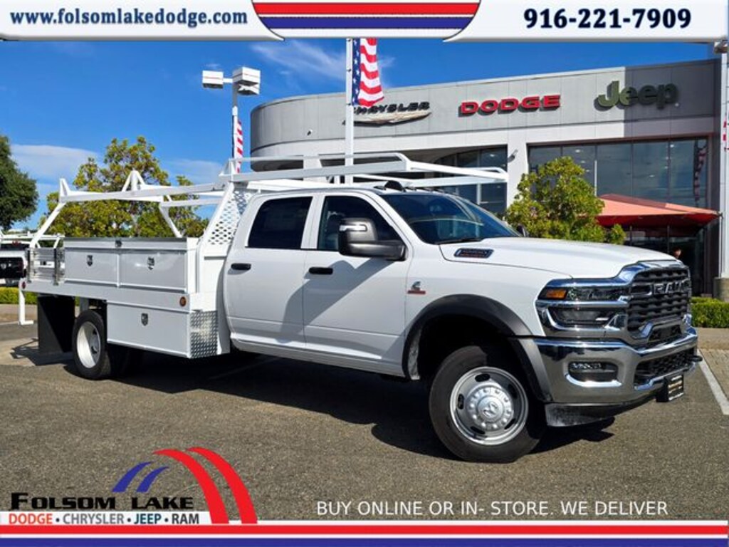 New 2026 Ram 5500 TRADESMAN CHASSIS CREW CAB 4X4 84' CA Pickup