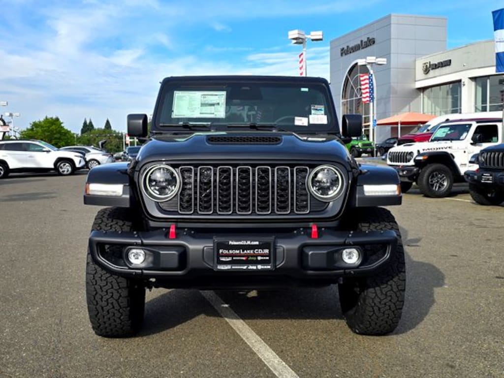 New 2026 Jeep Wrangler 4-DOOR RUBICON Sport Utility