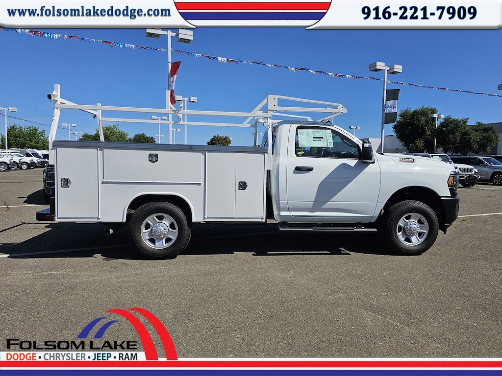 New 2024 Ram 3500 Chassis Cab 3500 TRADESMAN CHASSIS REGULAR CAB 4X2 60' CA Pickup
