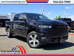 2025 Ram 1500 TRADESMAN CREW CAB 4X4 5'7 BOX Pickup