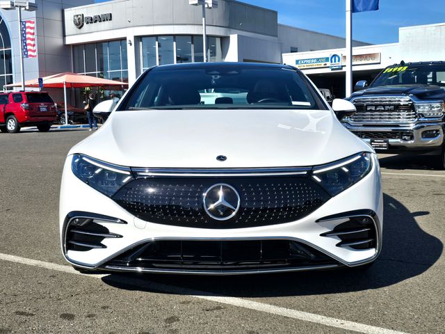 2022 Mercedes Benz EQS Sedan 450 photo 2