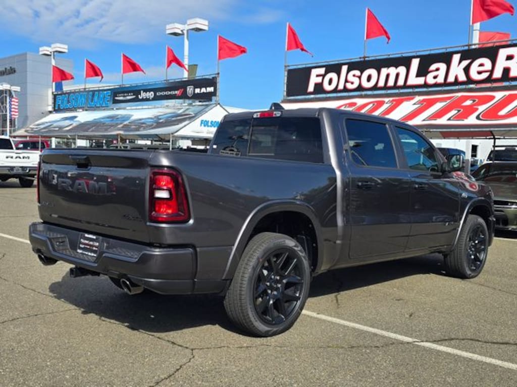 New 2026 Ram 1500 LARAMIE CREW CAB 4X4 5'7 BOX Pickup