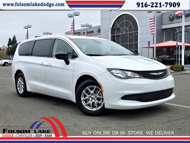 Certified Pre-Owned 2024 Chrysler VoyagerLX Minivan/Van's photo