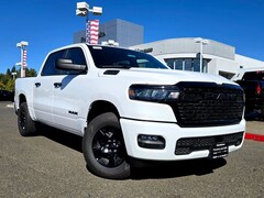 2025 Ram 1500 TRADESMAN CREW CAB 4X4 5'7 BOX Pickup