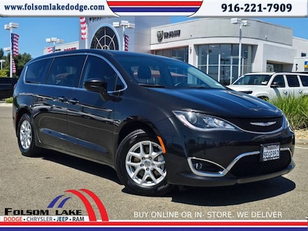 2020 Chrysler Pacifica Touring Minivan/Van