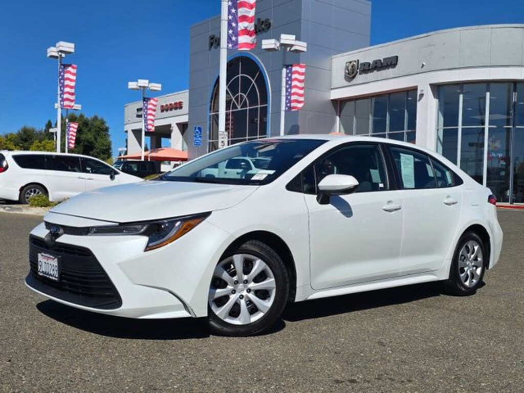 Used 2024 Toyota Corolla LE Sedan