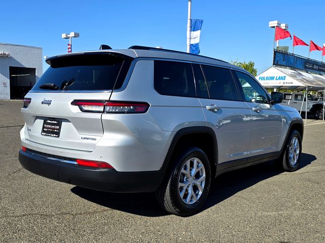 2023 Jeep Grand Cherokee Limited photo 2