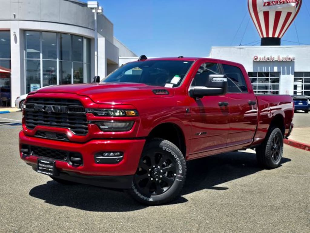 New 2026 Ram 2500 BIG HORN CREW CAB 4X4 6'4 BOX Pickup