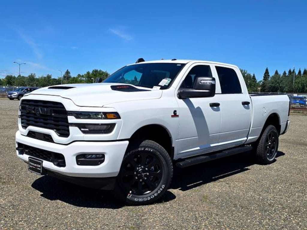 New 2026 Ram 2500 BLACK EXPRESS CREW CAB 4X4 6'4 BOX Pickup