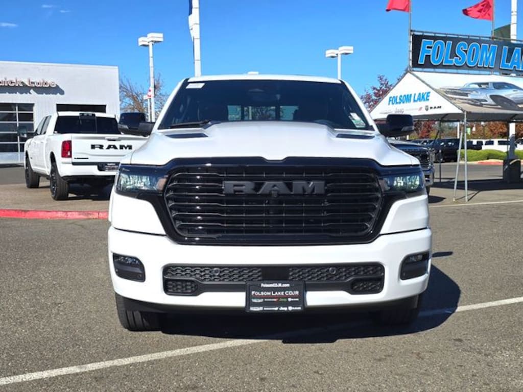 New 2026 Ram 1500 LARAMIE CREW CAB 4X4 5'7 BOX Pickup