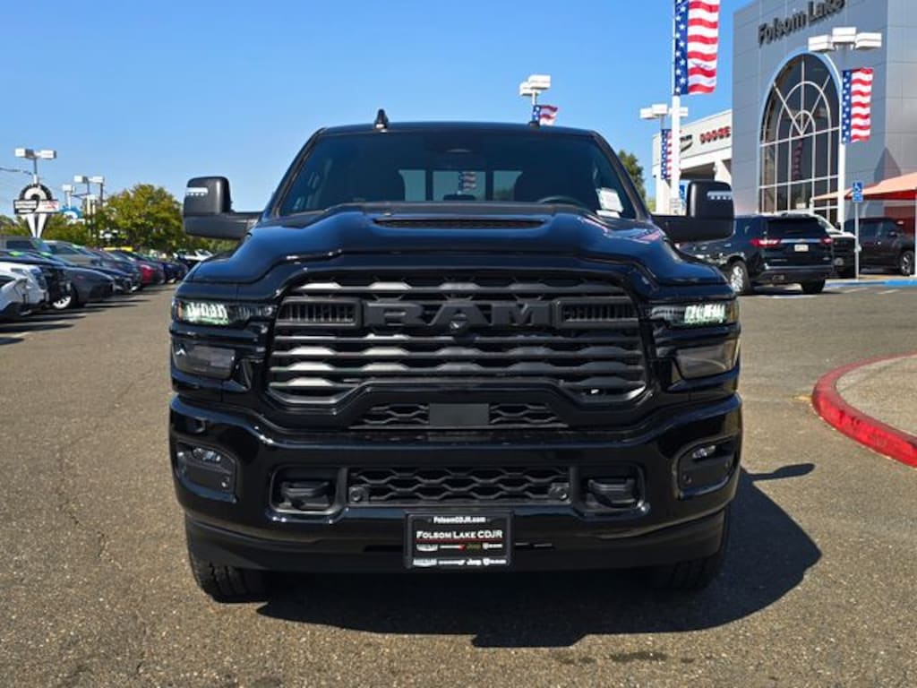 New 2026 Ram 2500 BLACK EXPRESS CREW CAB 4X4 6'4 BOX Pickup