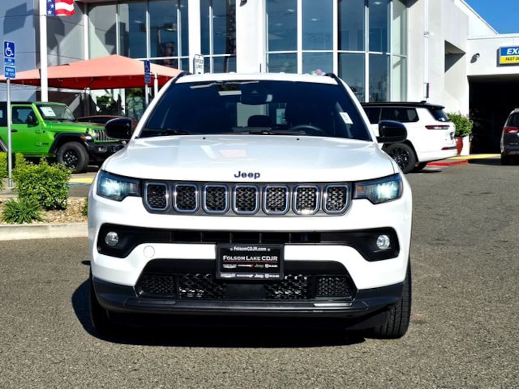 Certified 2024 Jeep Compass Latitude SUV