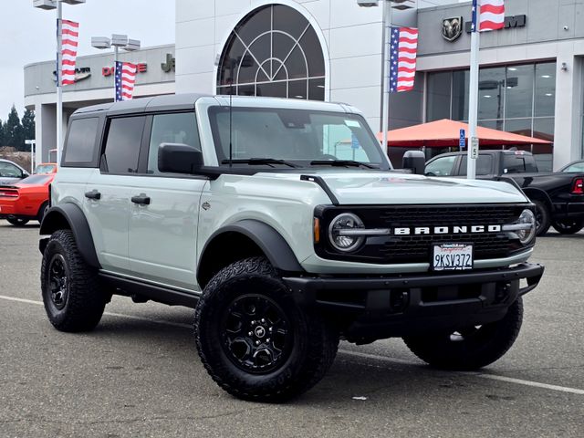 2023 Ford Bronco 4-Door Wildtrak's photo