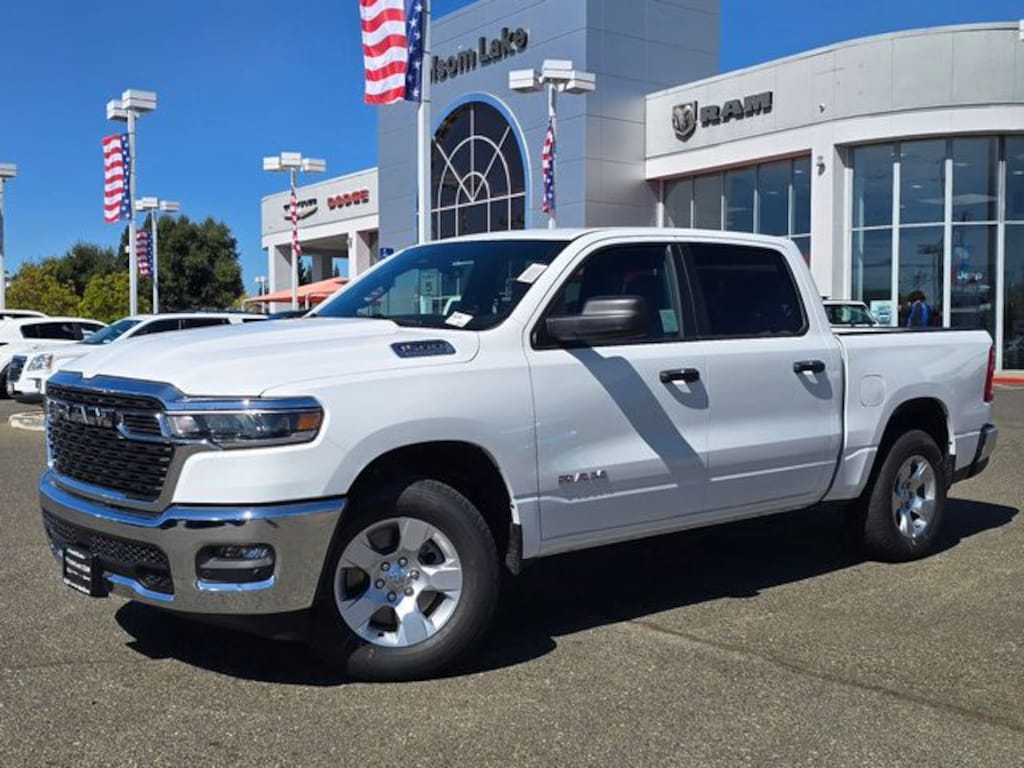 New 2026 Ram 1500 BIG HORN CREW CAB 4X4 5'7 BOX Pickup