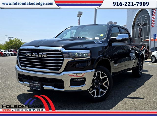2025 Ram 1500 Laramie photo 3