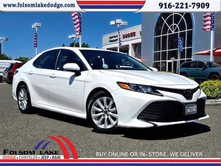 2018 Toyota Camry LE Sedan