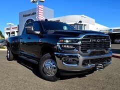 2025 Ram 3500 TRADESMAN CREW CAB 4X4 8' BOX Pickup