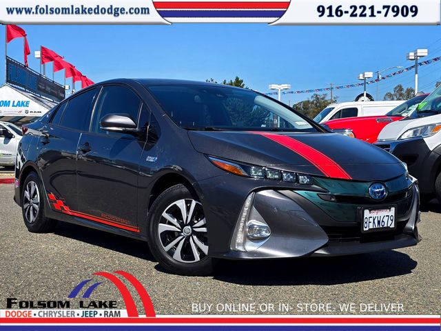 2017 Toyota Prius Prime Advanced's photo