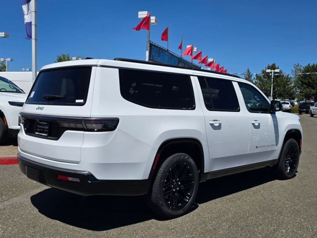 New 2026 Jeep Grand Wagoneer L LIMITED RESERVE 4X4 Sport Utility