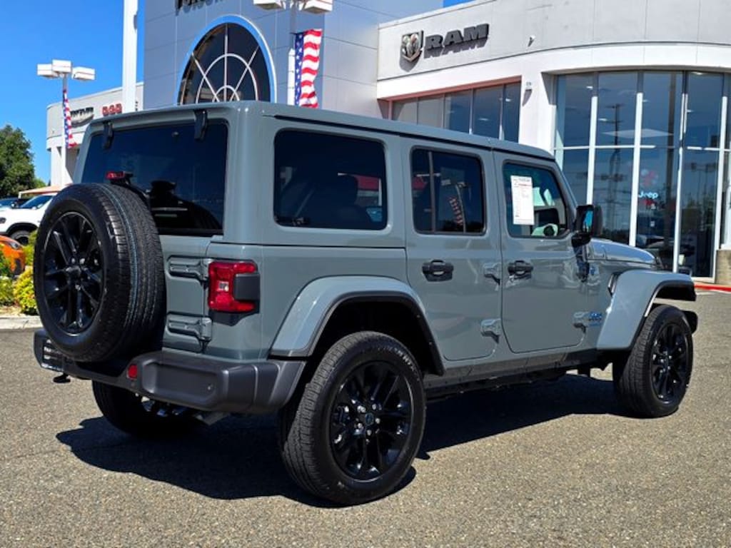 Used 2025 Jeep Wrangler Sahara 4xe SUV