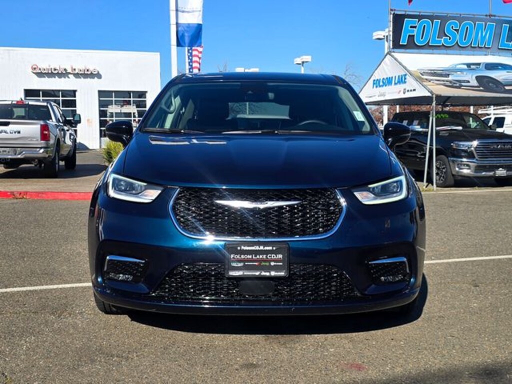 Certified 2024 Chrysler Pacifica Hybrid Select Minivan/Van