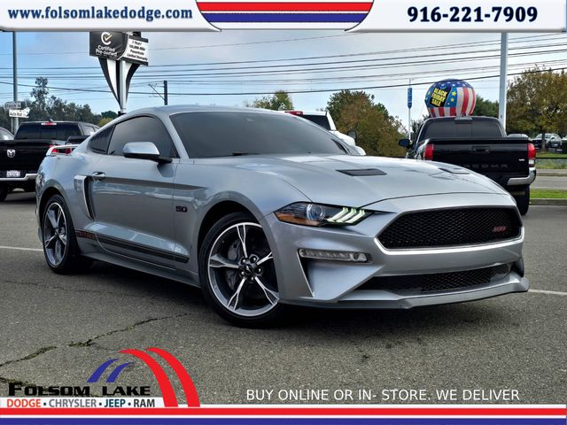 2022 Ford Mustang GT Premium's photo