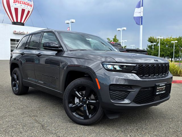 2025 Jeep Grand Cherokee ALTITUDE 4X4