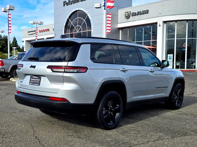 2023 Jeep Grand Cherokee Altitude photo 4