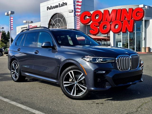2022 BMW X7 40i's photo
