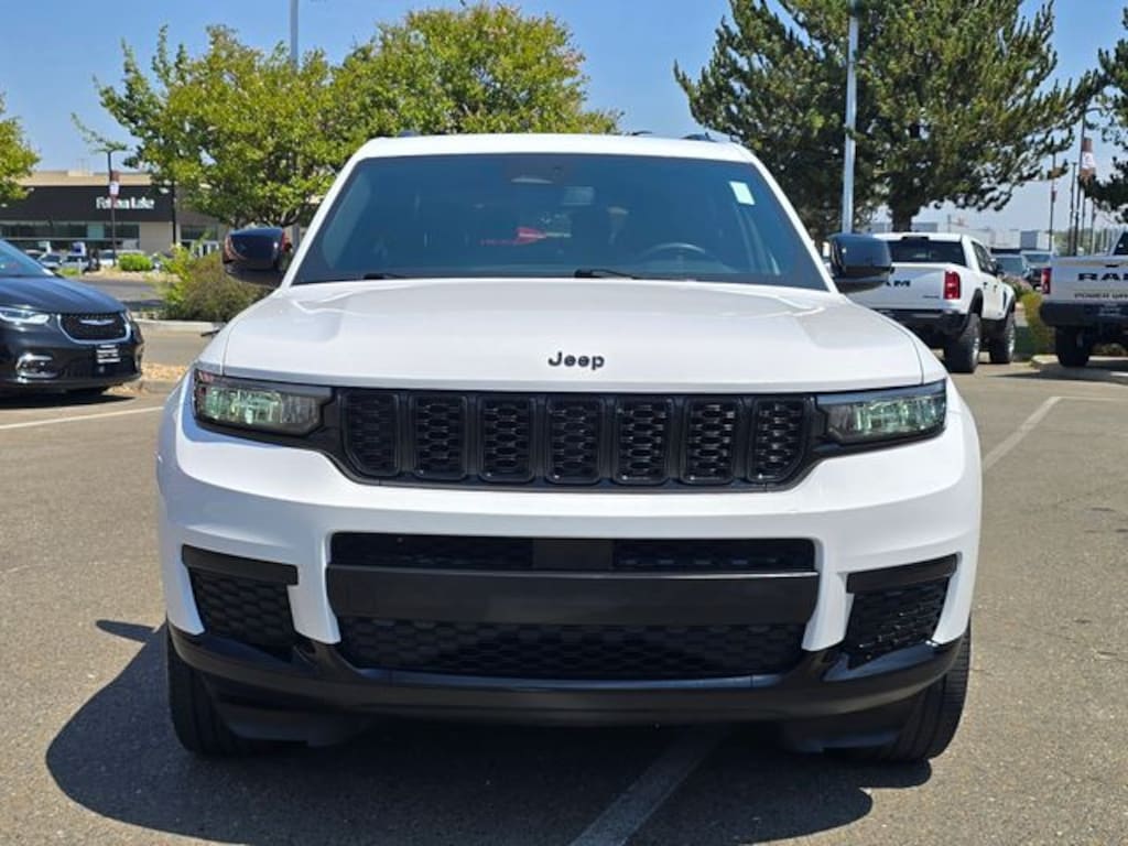 Certified 2023 Jeep Grand Cherokee L Altitude SUV