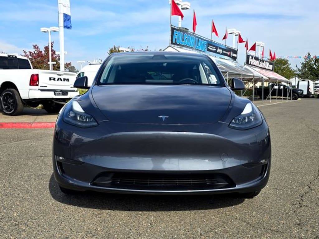 Used 2023 Tesla Model Y Long Range SUV