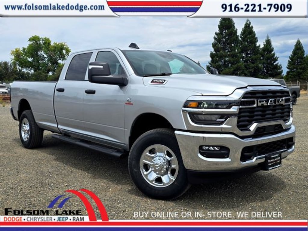 New 2026 Ram 3500 TRADESMAN CREW CAB 4X4 8' BOX Pickup