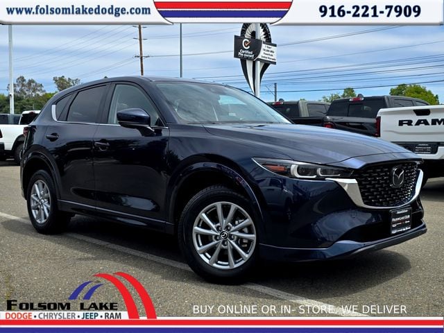 2024 Mazda CX-5 S Select Package Auto AWD's photo