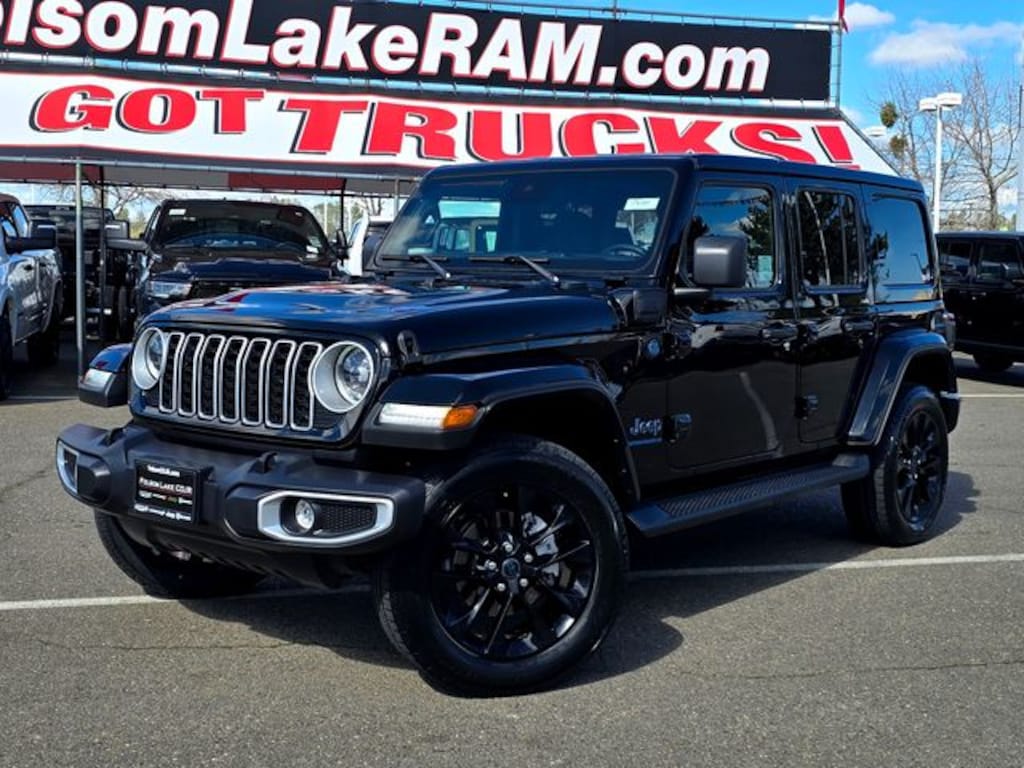 Used 2025 Jeep Wrangler Sahara 4xe SUV