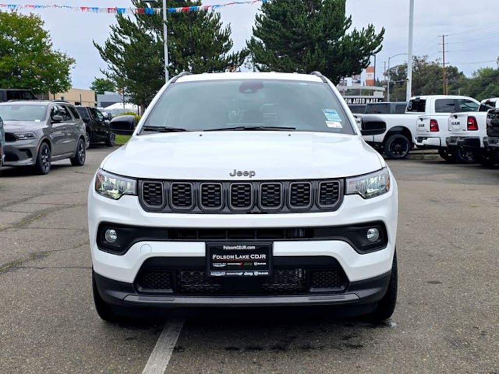 New 2026 Jeep Compass LATITUDE ALTITUDE 4X4 Sport Utility
