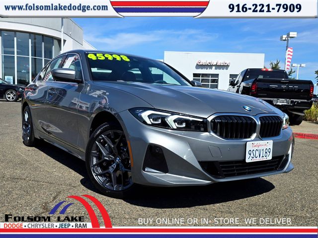 2025 BMW 3 Series 330i's photo