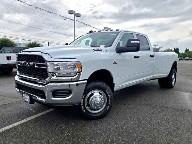 2024 Ram 3500 Tradesman photo 3