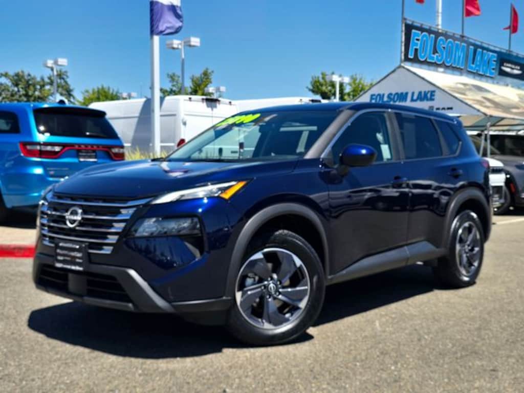 Used 2025 Nissan Rogue SV SUV
