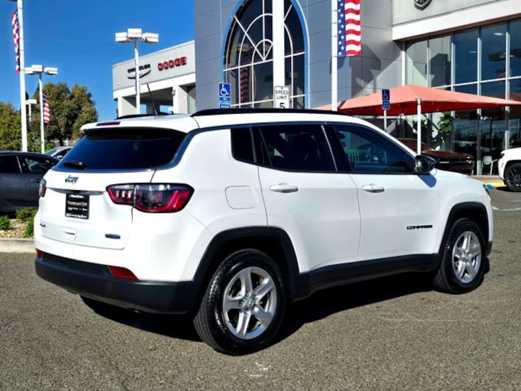 Certified 2024 Jeep Compass Latitude SUV