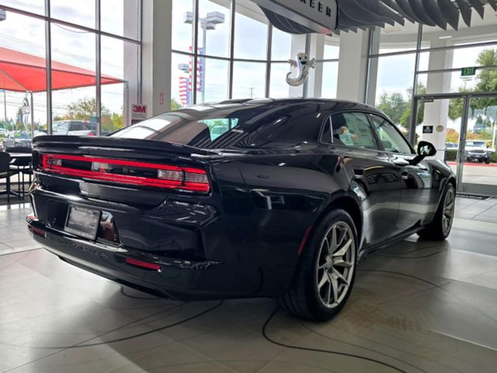 New 2026 Dodge Charger 4-Door DAYTONA SCAT PACK AWD Coupe