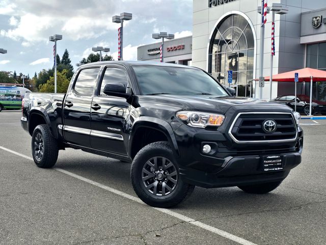 2023 Toyota Tacoma SR5's photo