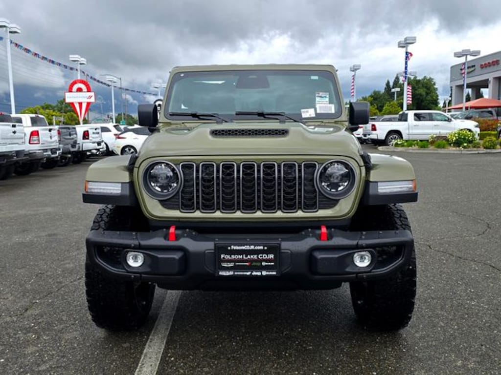 New 2026 Jeep Wrangler 4-DOOR RUBICON Sport Utility