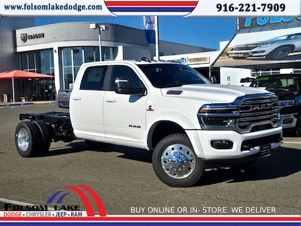 2026 Ram 5500 BIG HORN CHASSIS CREW CAB 4X4 60' CA Pickup
