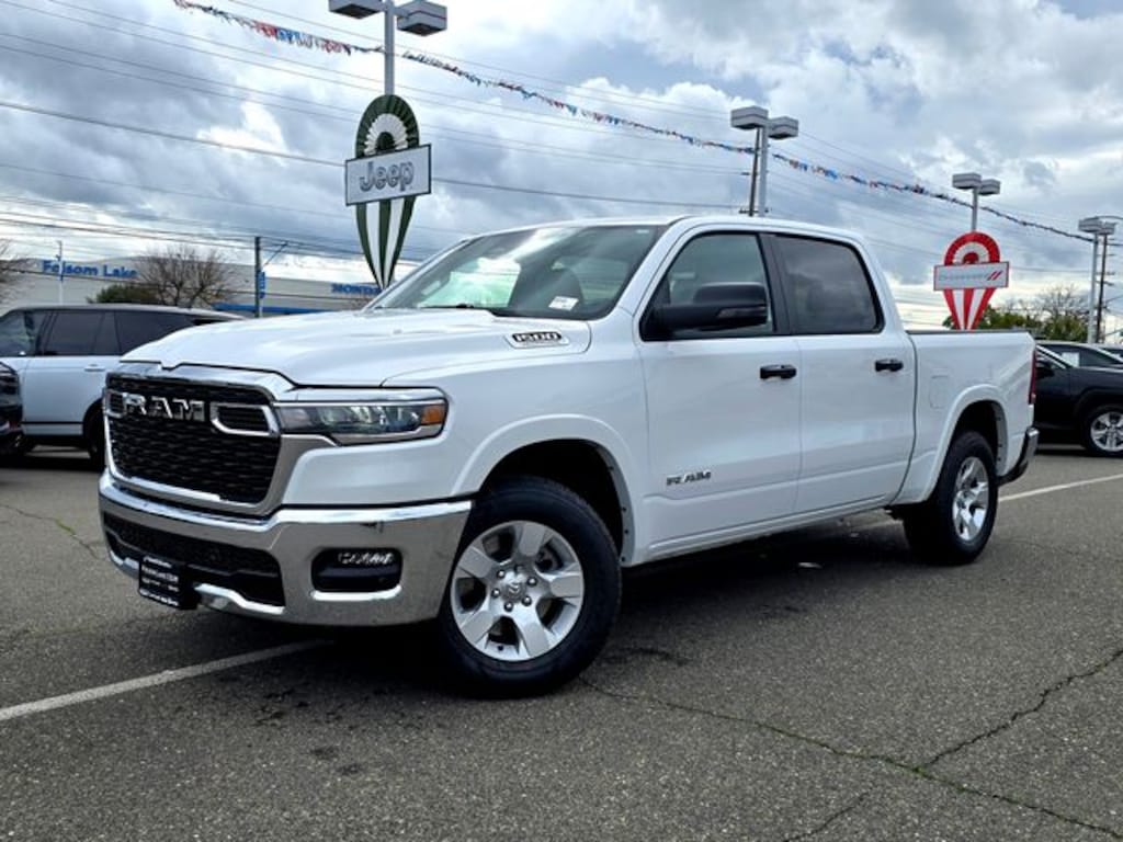 New 2026 Ram 1500 BIG HORN CREW CAB 4X4 5'7 BOX Pickup