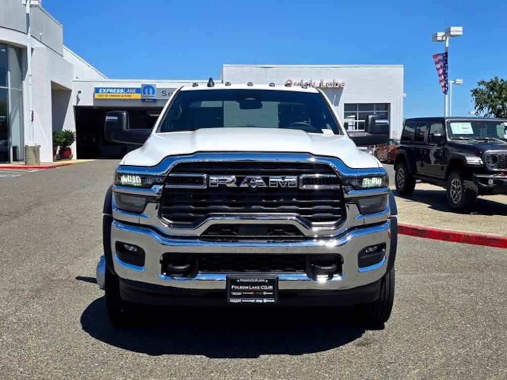 New 2026 Ram 5500 Chassis Cab TRADESMAN REGULAR 4X4 84' CA Pickup