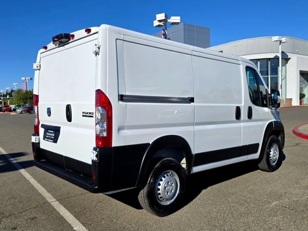 New 2026 Ram ProMaster PROMASTER 1500 TRADESMAN CARGO VAN LOW ROOF 118' W Cargo Van