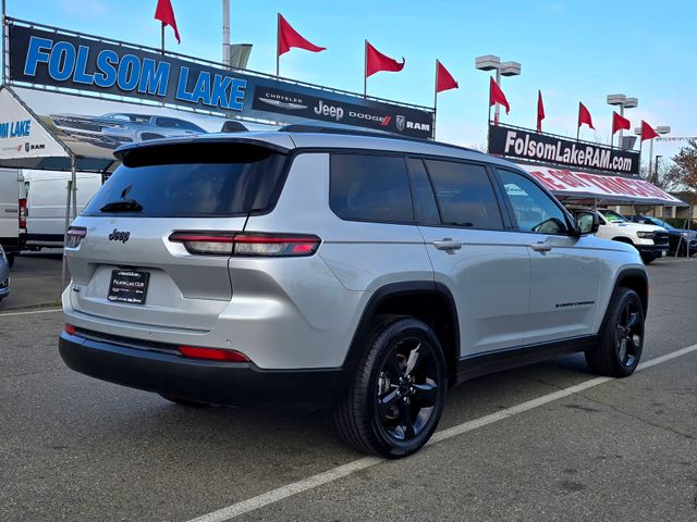 2023 Jeep Grand Cherokee Altitude photo 4