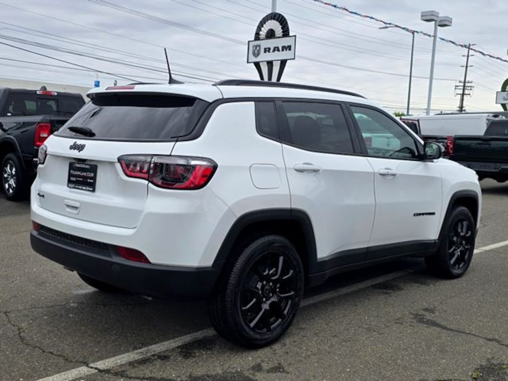 New 2026 Jeep Compass LATITUDE ALTITUDE 4X4 Sport Utility