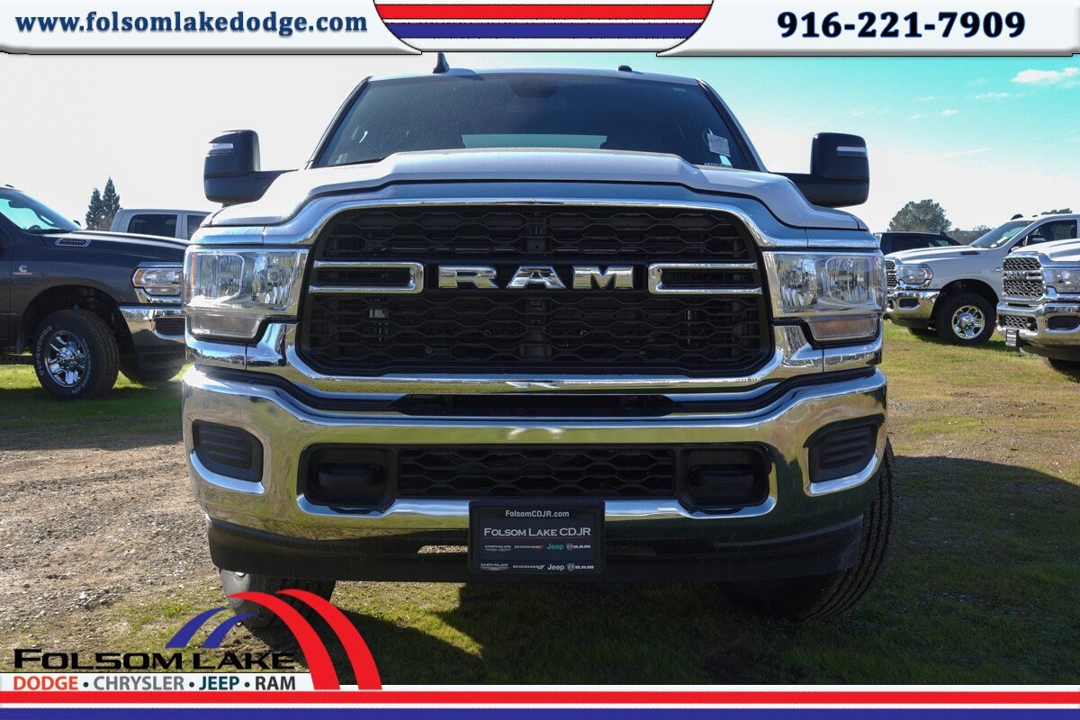 2024 Ram 2500 Tradesman photo 2