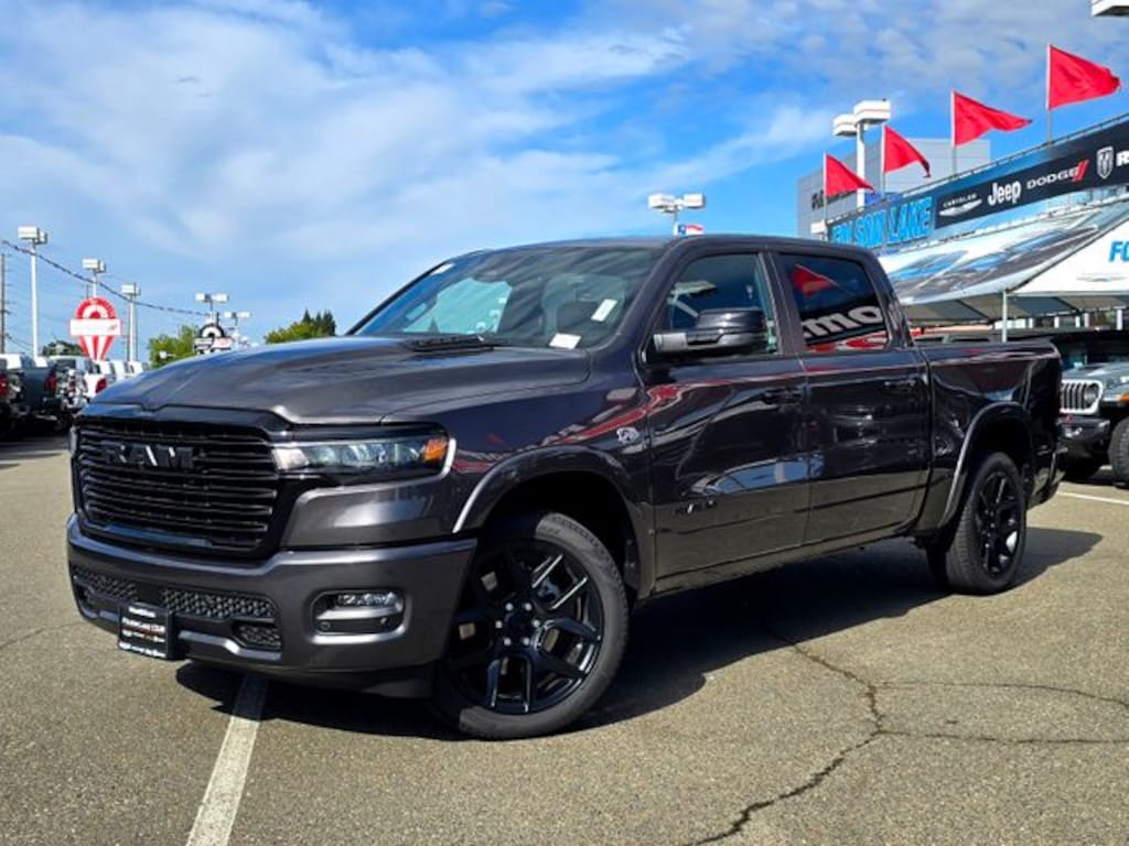 New 2026 Ram 1500 LARAMIE CREW CAB 4X4 5'7 BOX Pickup